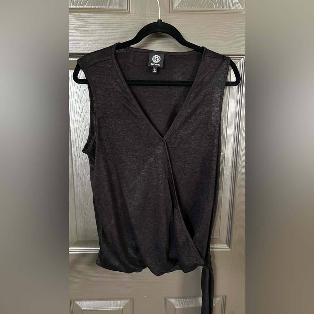Bobeau black top w/tie